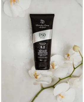 Regenerujący balsam żelazo i jedwab DSD De Luxe 5.2 Steel and Silk Treatment Balsam 200 ml