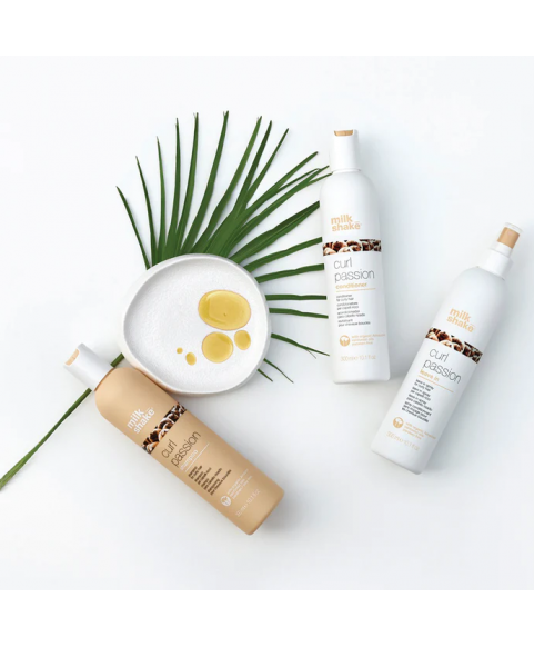 Mleczny szampon do włosów kręconych Milk Shake Curl Passion 300 ml Mleczny szampon do włosów kręconych Milk Shake Curl Passion 300 ml