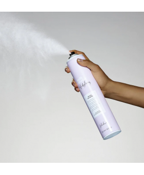 Mocno utrwalający lakier do włosów Milk Shake Lifestyling Strong 500 ml