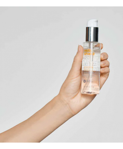 Serum do włosów puszących się Milk Shake No Frizz Glistening Serum 100 ml Serum do włosów puszących się Milk Shake No Frizz Glistening Serum 100 ml